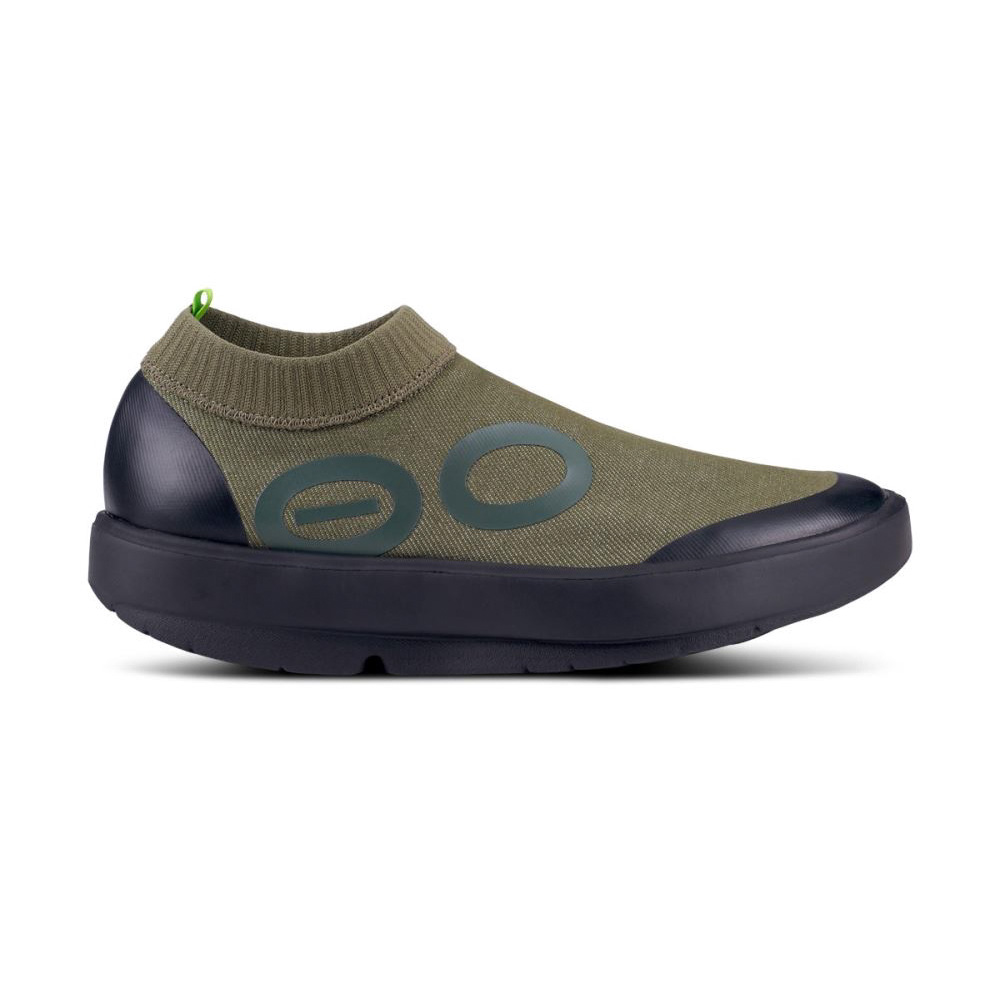 OOFOS Men's OOmg eeZee Mid Shoe - Black & Green