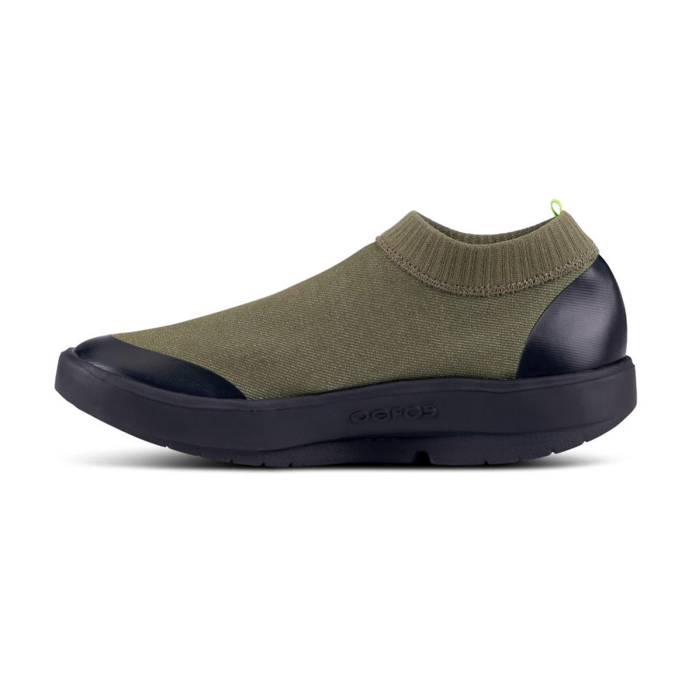 OOFOS Men's OOmg eeZee Mid Shoe - Black & Green