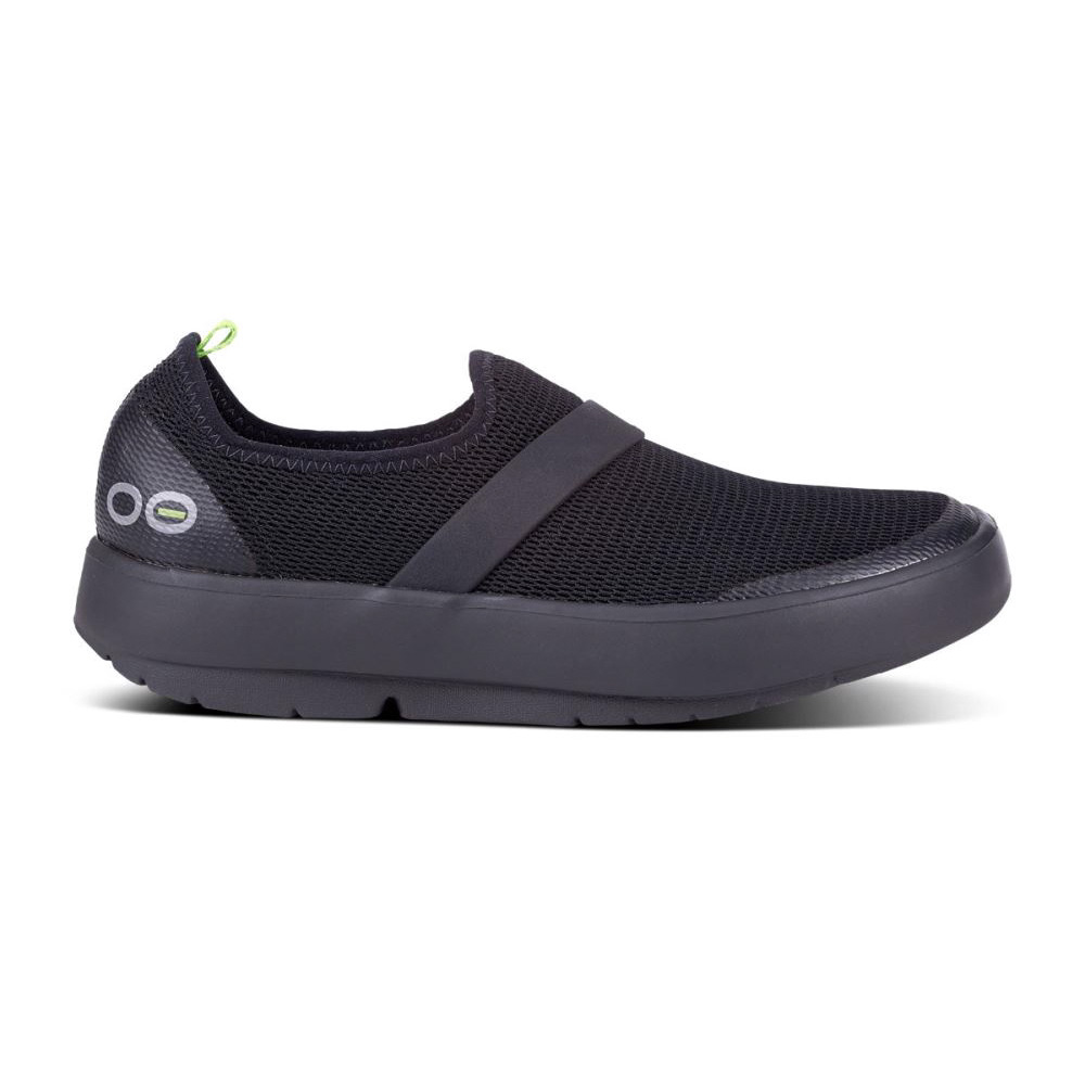 OOFOS Women's OOmg Low Shoe - Black