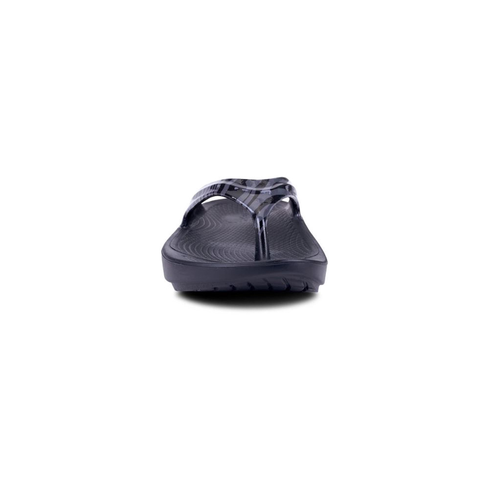 OOFOS Women's OOlala Limited Sandal - Gray Zebra