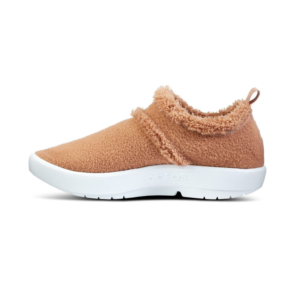 OOFOS Women's OOcoozie Low Shoe -  Chestnut