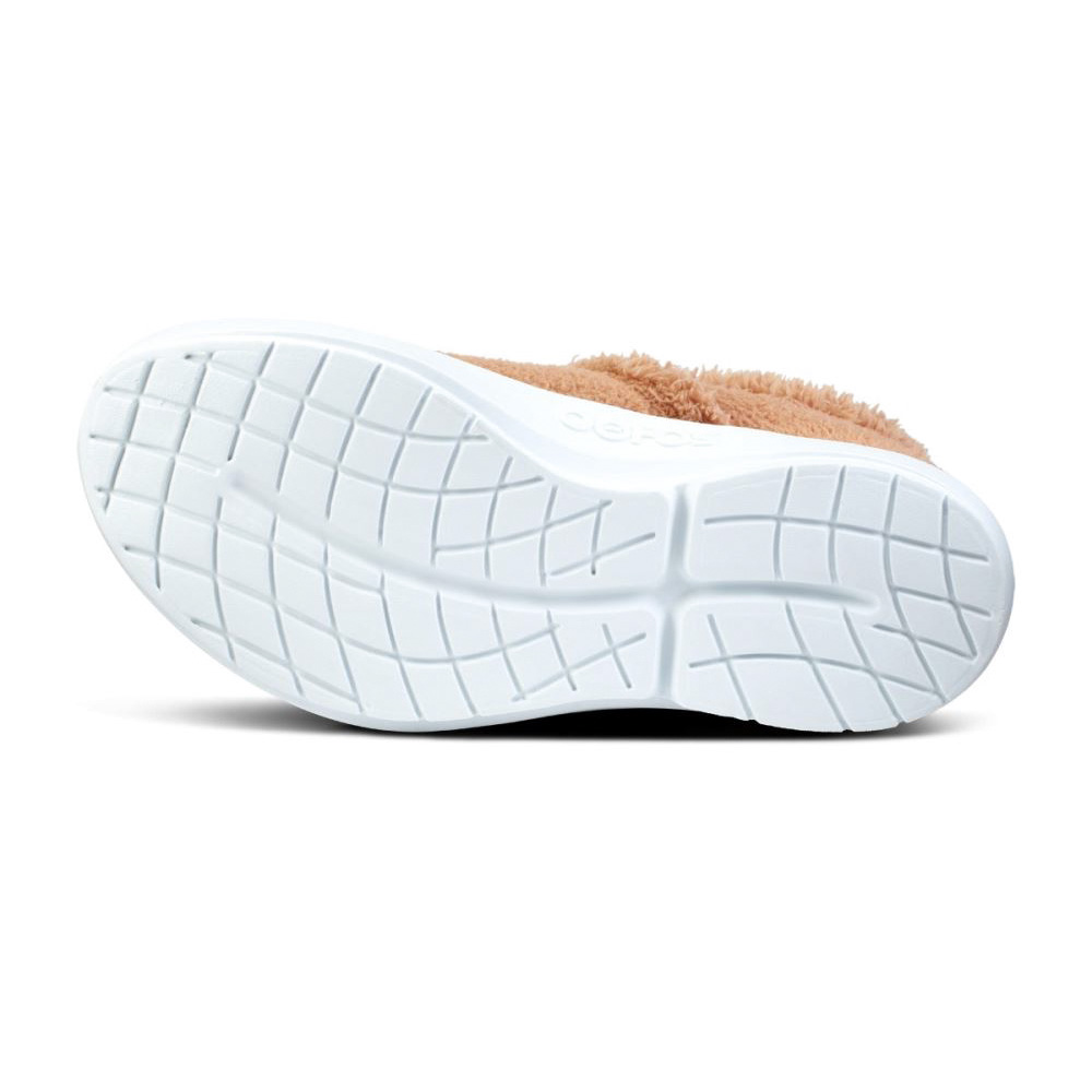 OOFOS Women's OOcoozie Low Shoe -  Chestnut