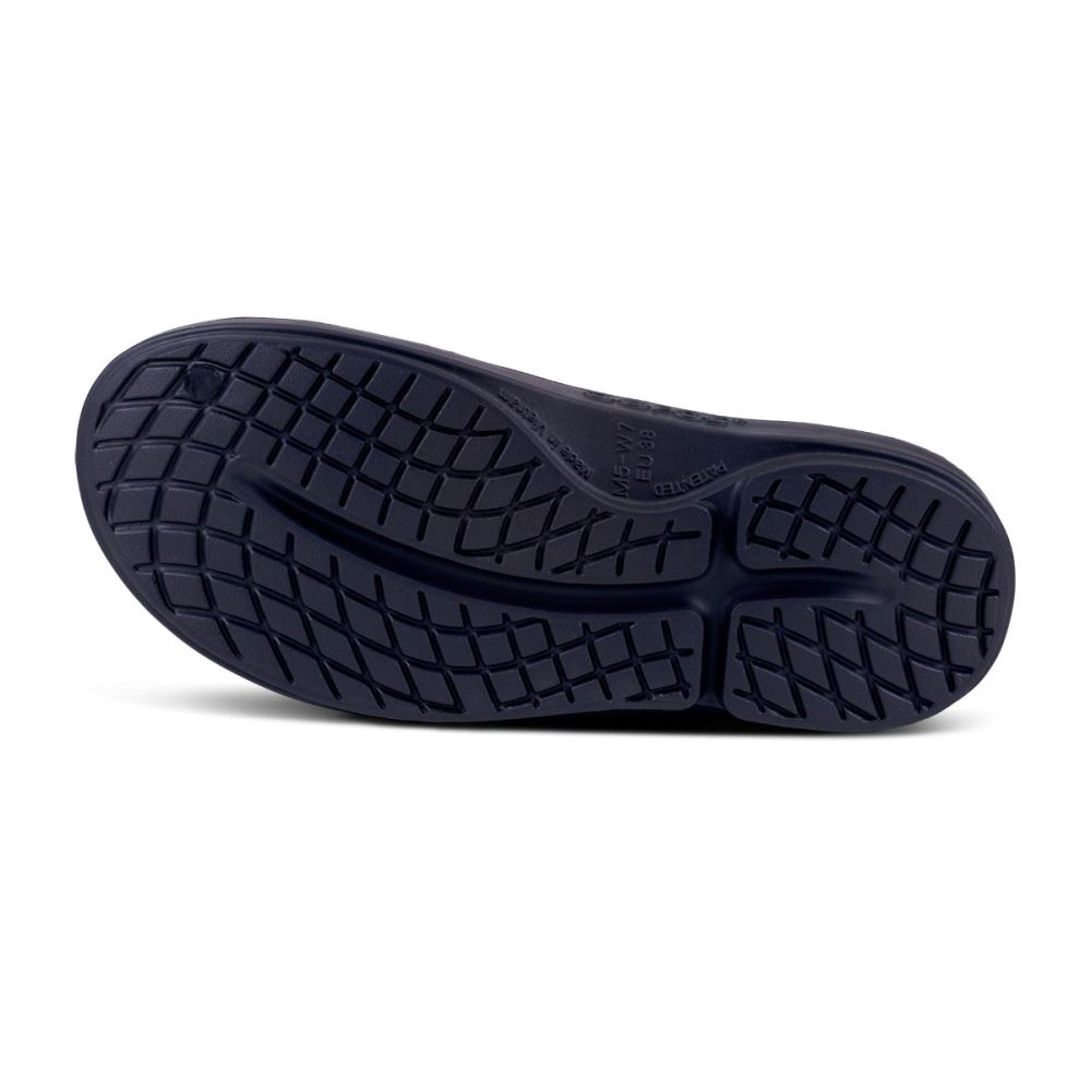 OOFOS Women's OOcloog Limited Edition Clog - Cheetah