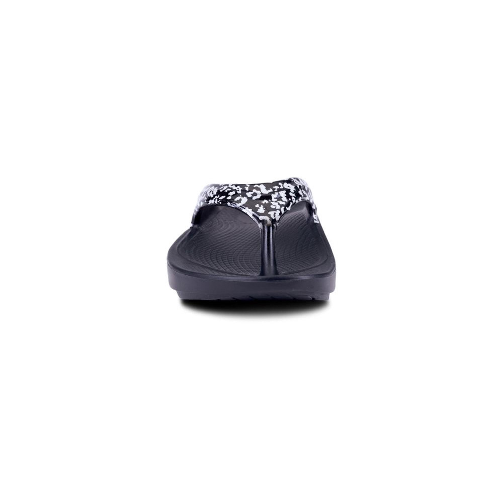 OOFOS Women's OOlala Limited Sandal - Black & White Leopard