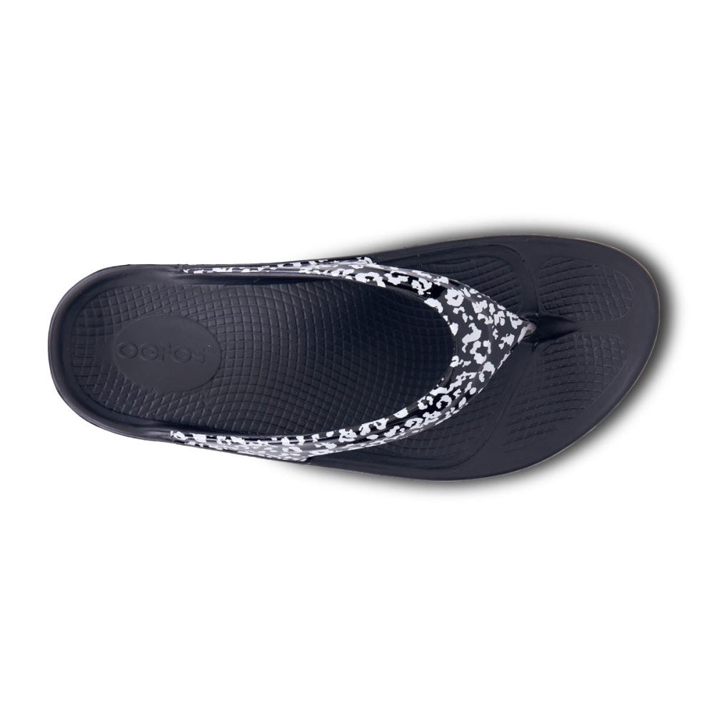 OOFOS Women's OOlala Limited Sandal - Black & White Leopard