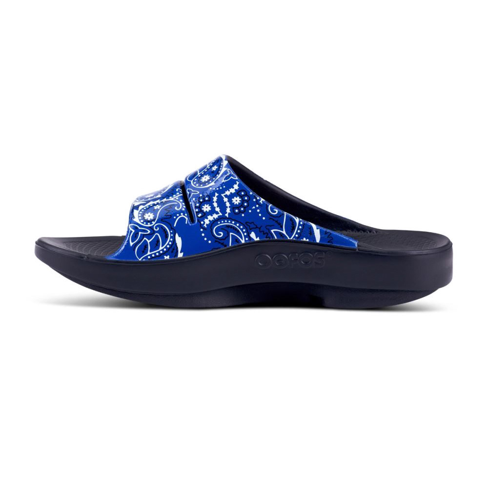 OOFOS Women's OOahh Luxe Slide Sandal - Blue Bandana