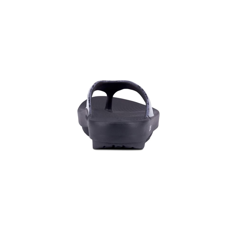 OOFOS Women's OOlala Limited Sandal - Gray Leopard