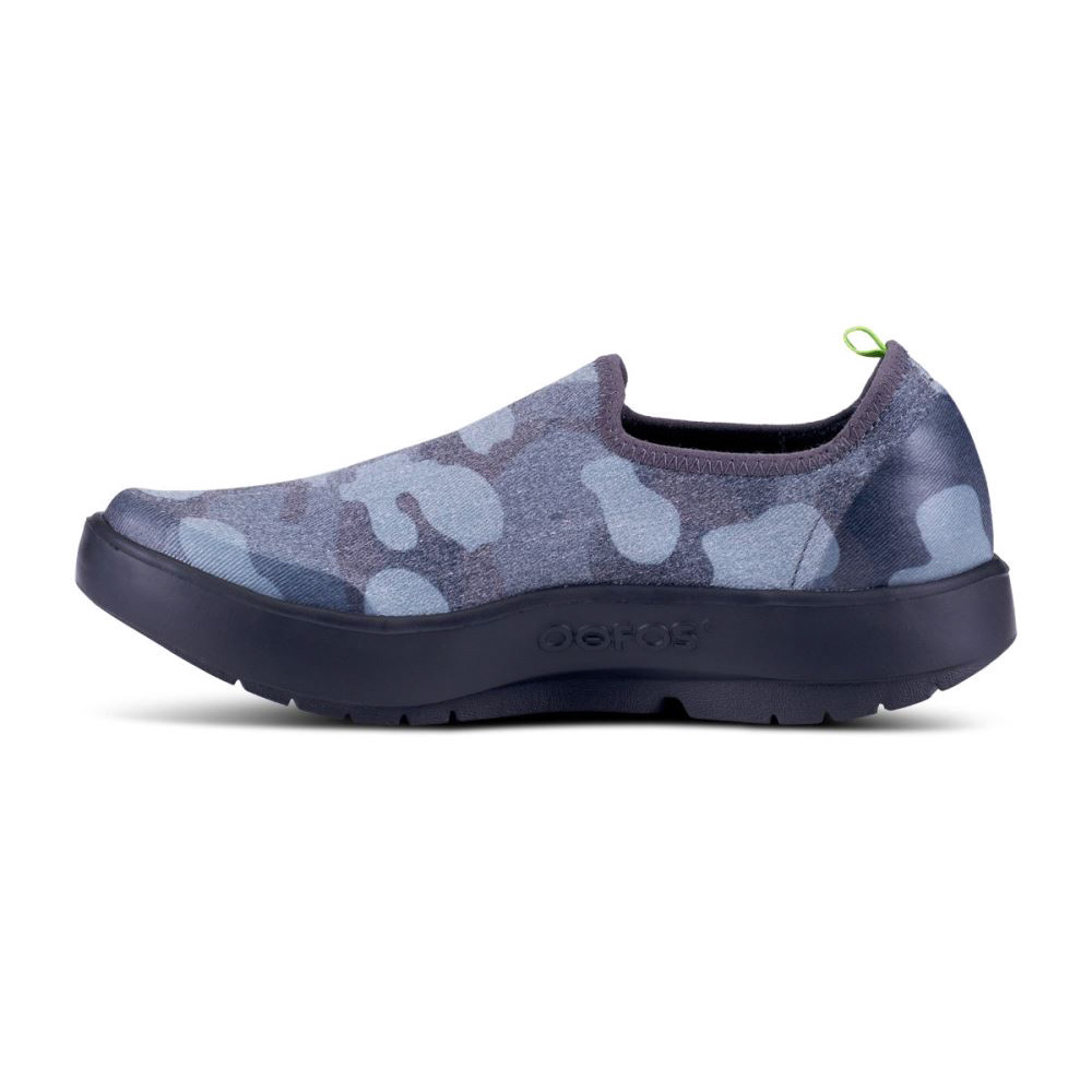 OOFOS Women's OOmg eeZee Low Shoe - Black Camo