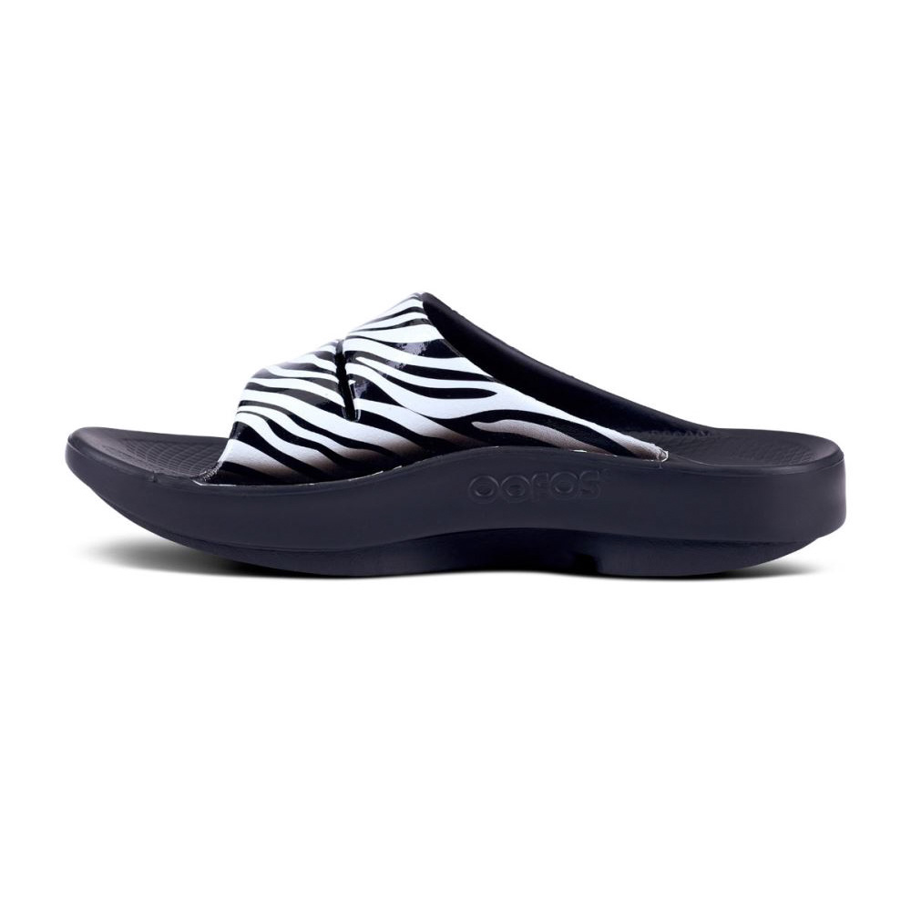 OOFOS Women's OOahh Luxe Slide Sandal - Zebra