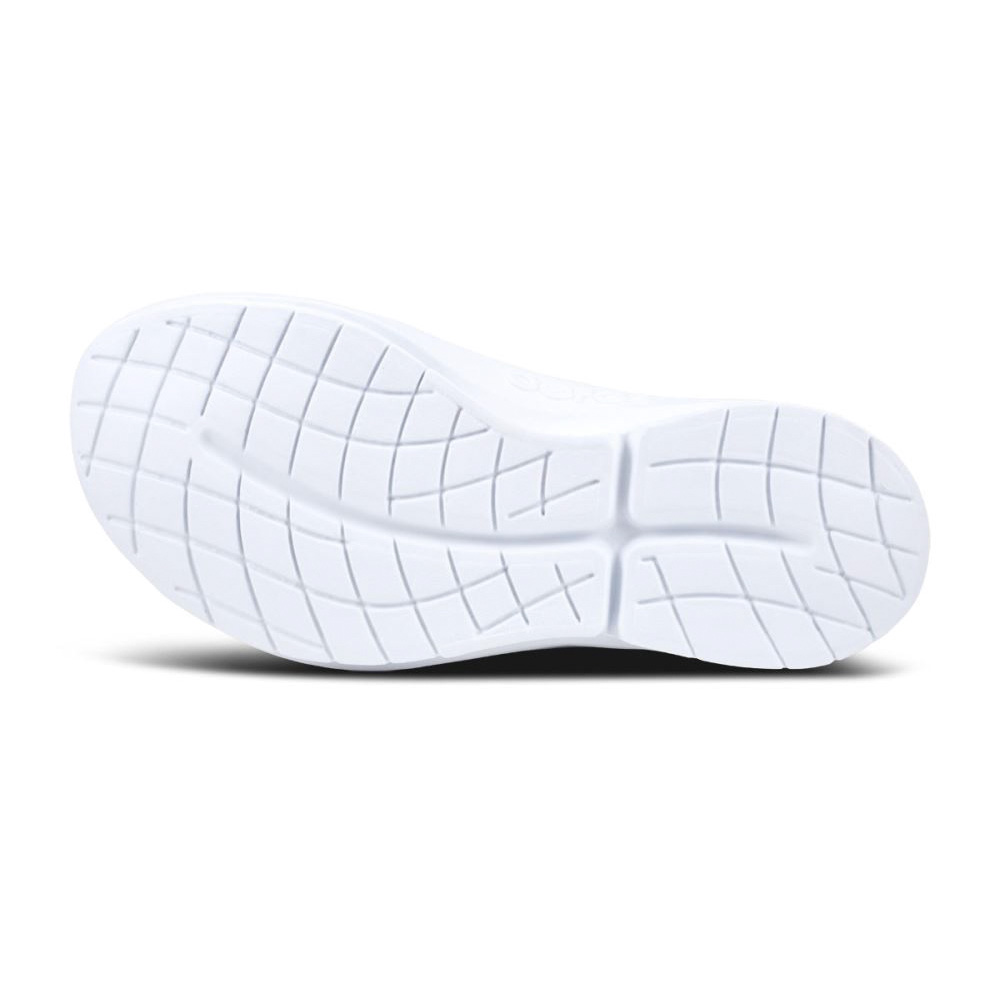 OOFOS Women's OOmg eeZee Low Shoe - White Taupe