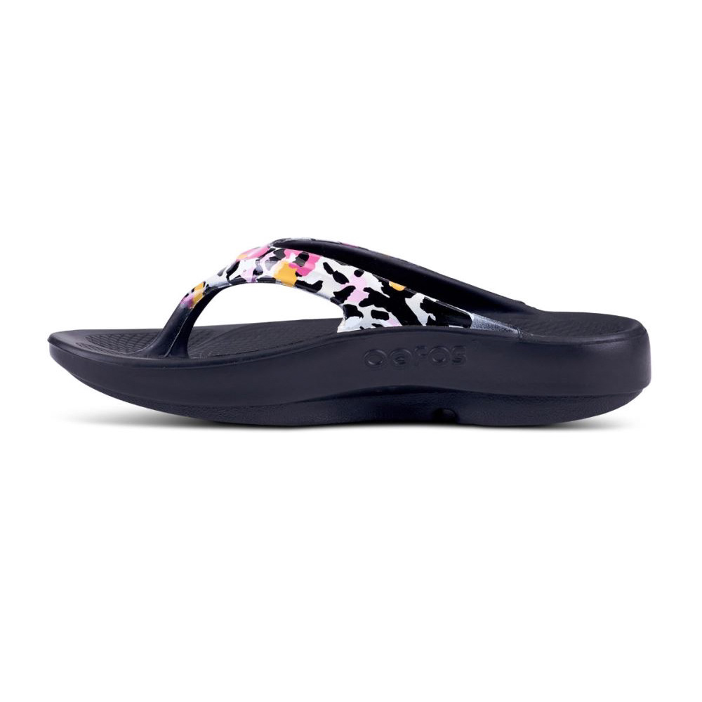 OOFOS Women's OOlala Limited Sandal - Tiger Lily