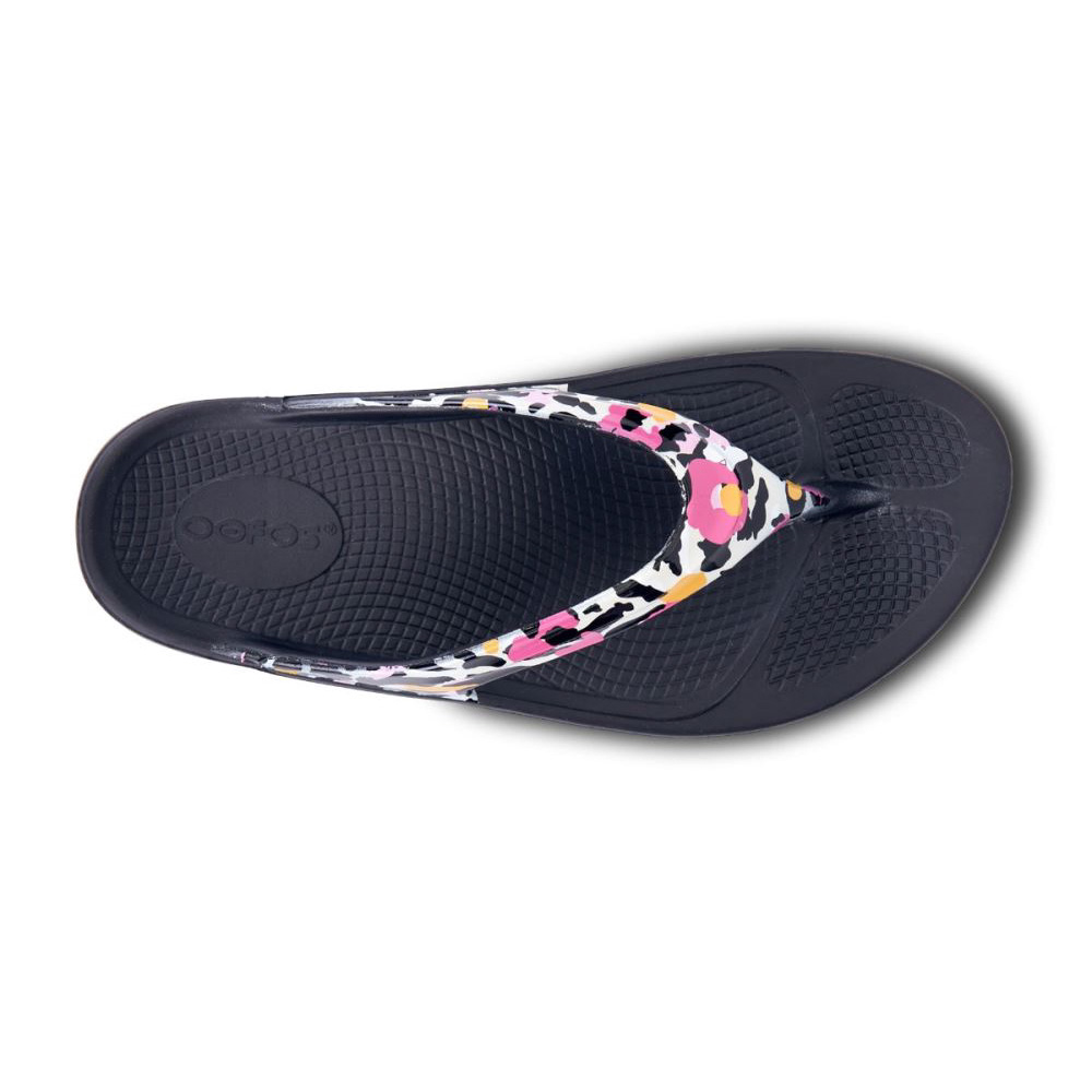 OOFOS Women's OOlala Limited Sandal - Tiger Lily