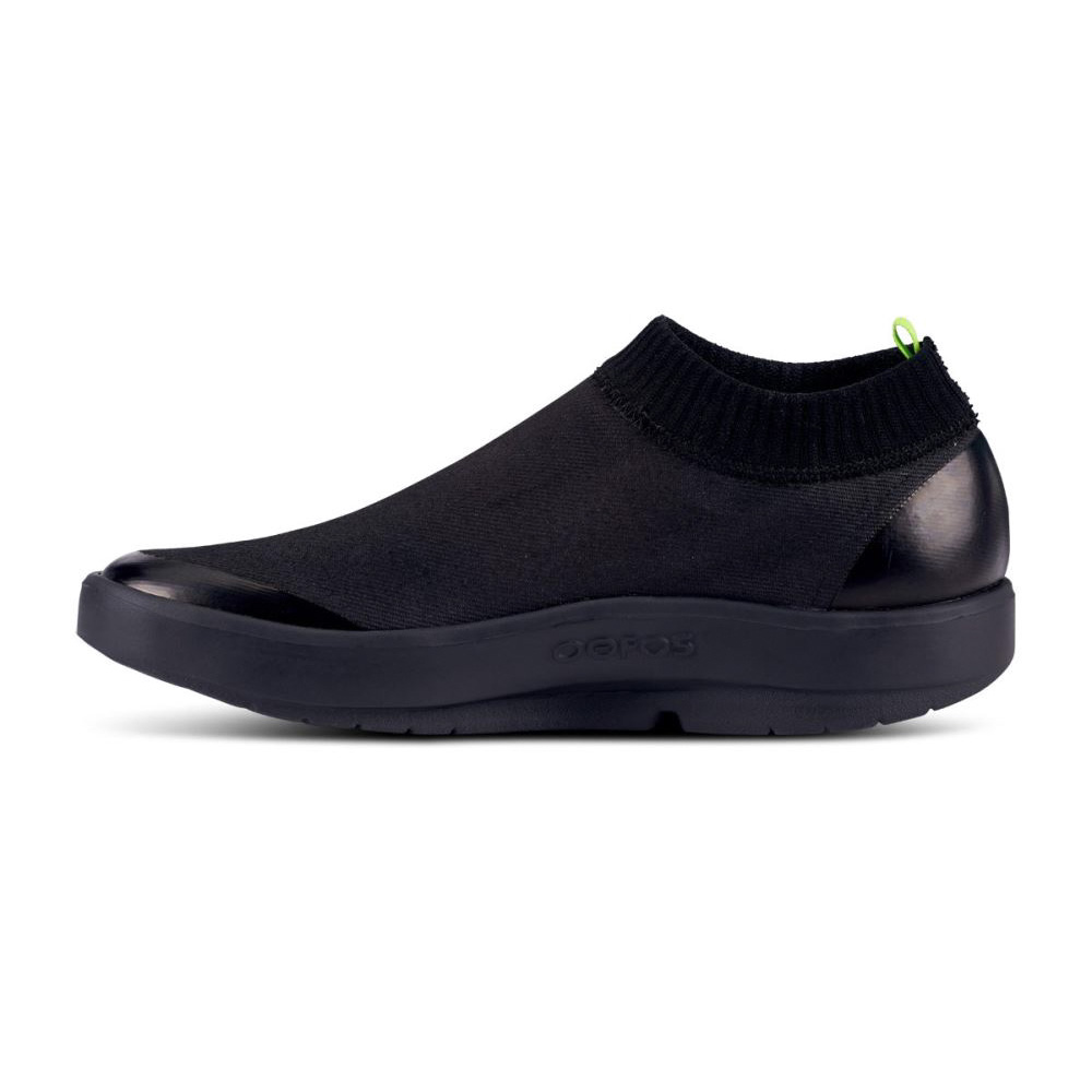 OOFOS Men's OOmg eeZee Mid Shoe - Black