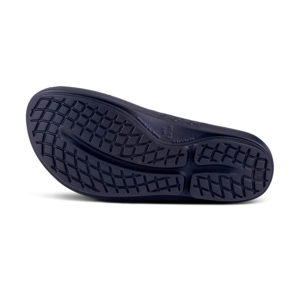 OOFOS Women's OOlala Limited Sandal - Project Pink Camo