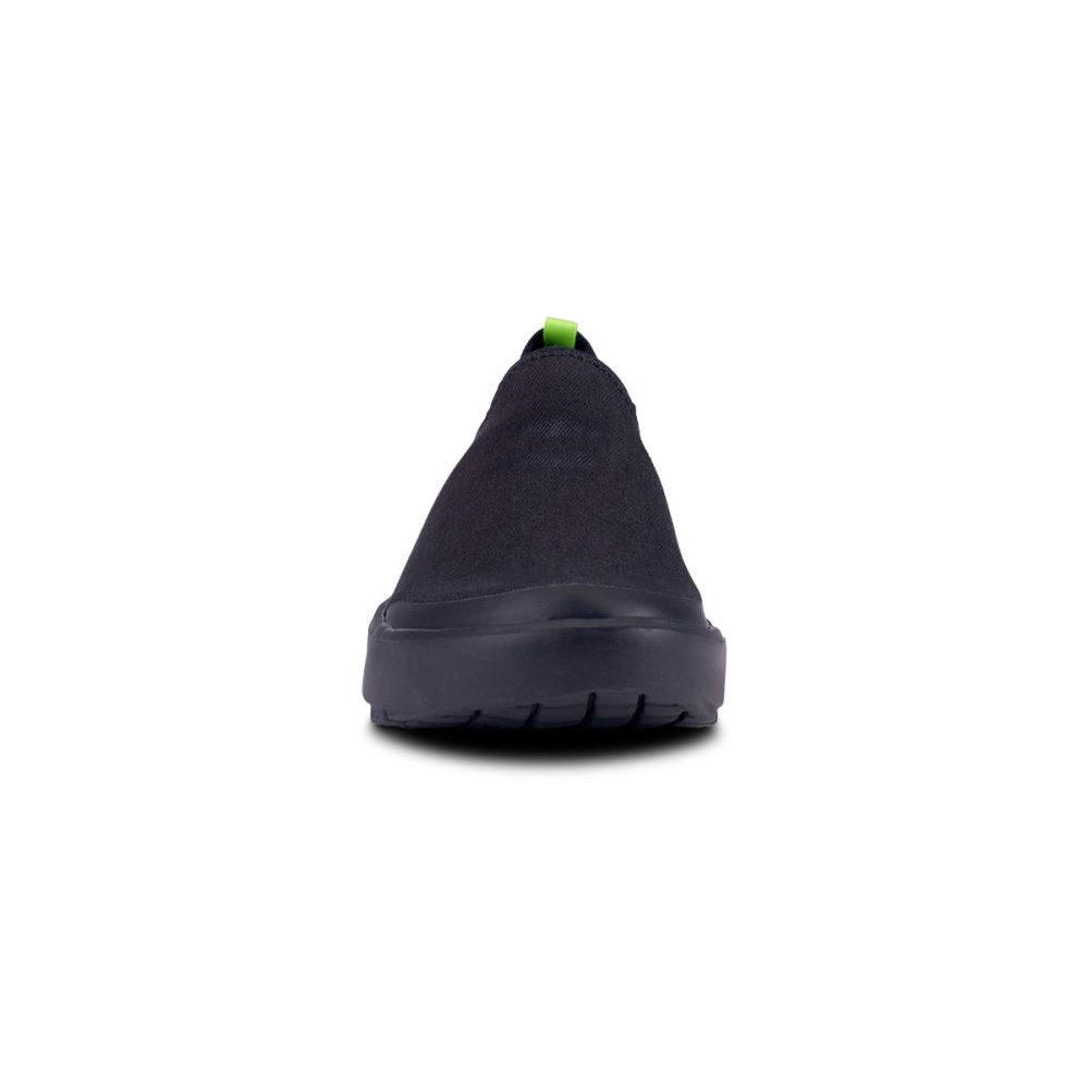 OOFOS Women's OOmg eeZee Low Shoe - Black