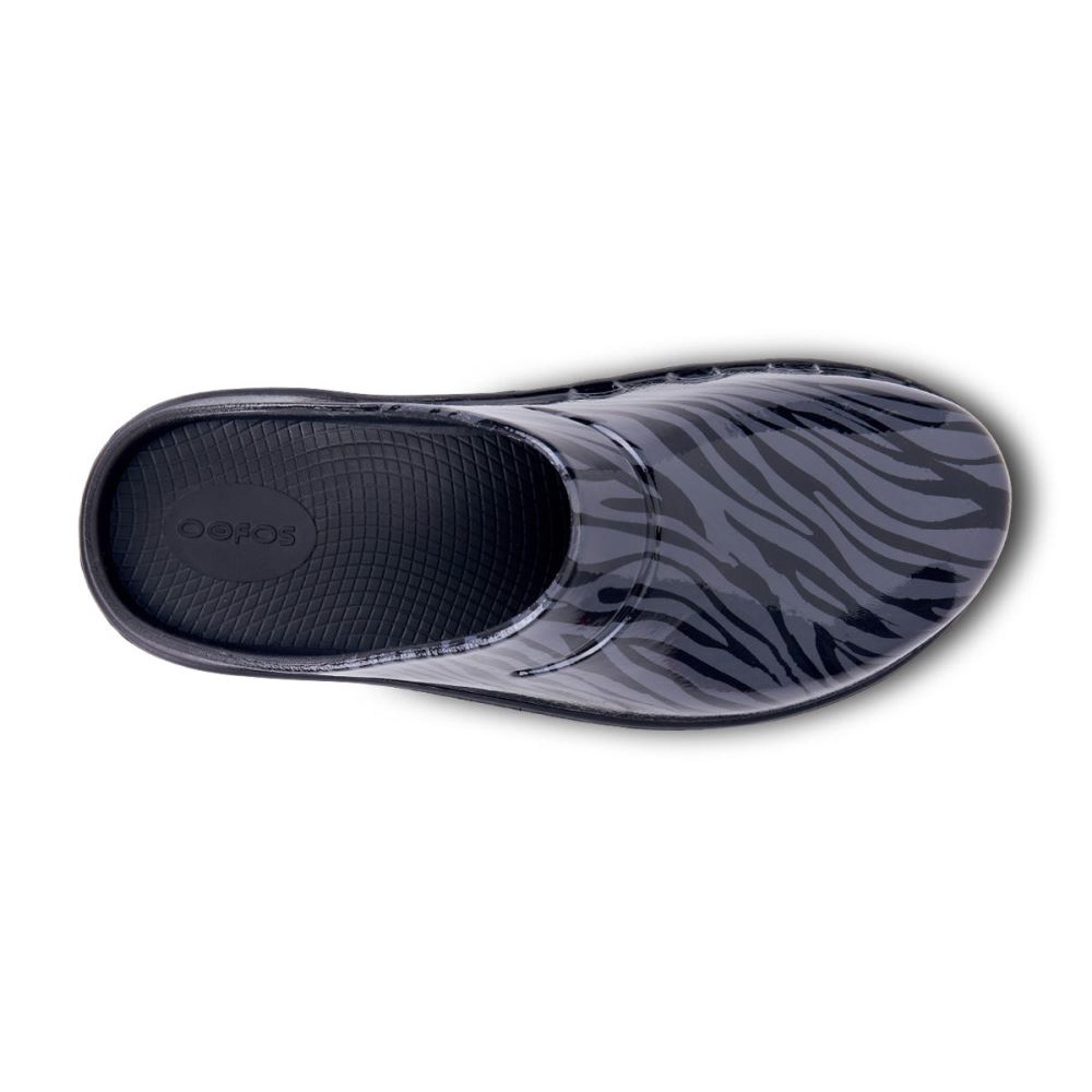 OOFOS Women's OOcloog Limited Edition Clog - Gray Zebra