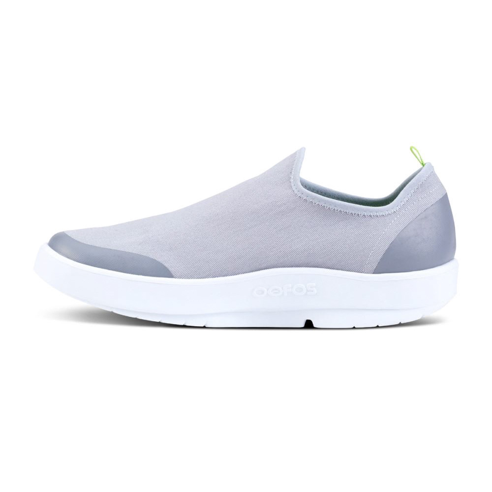 OOFOS Men's OOmg eeZee Low Shoe - White Gray