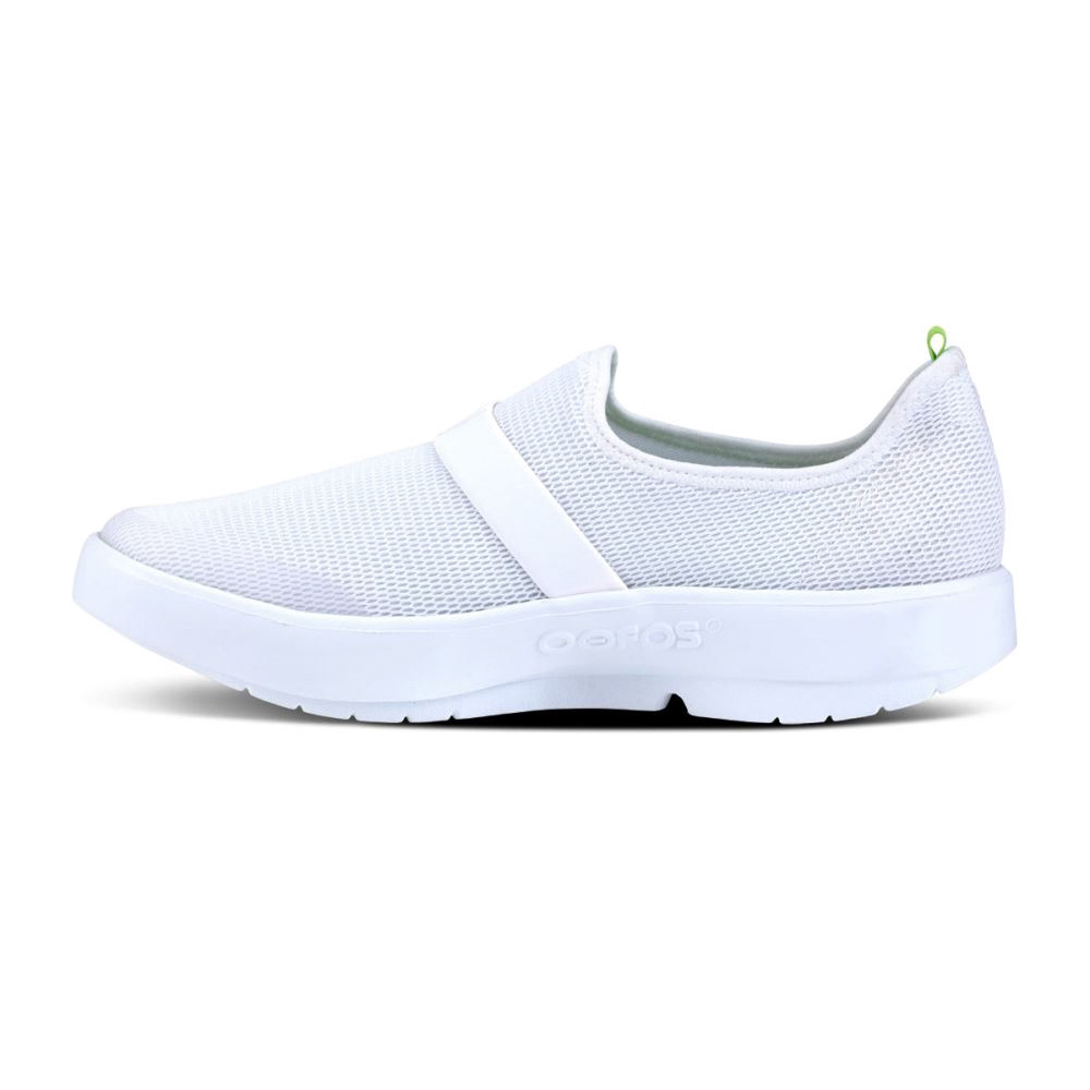 OOFOS Women's OOmg Low Shoe - White