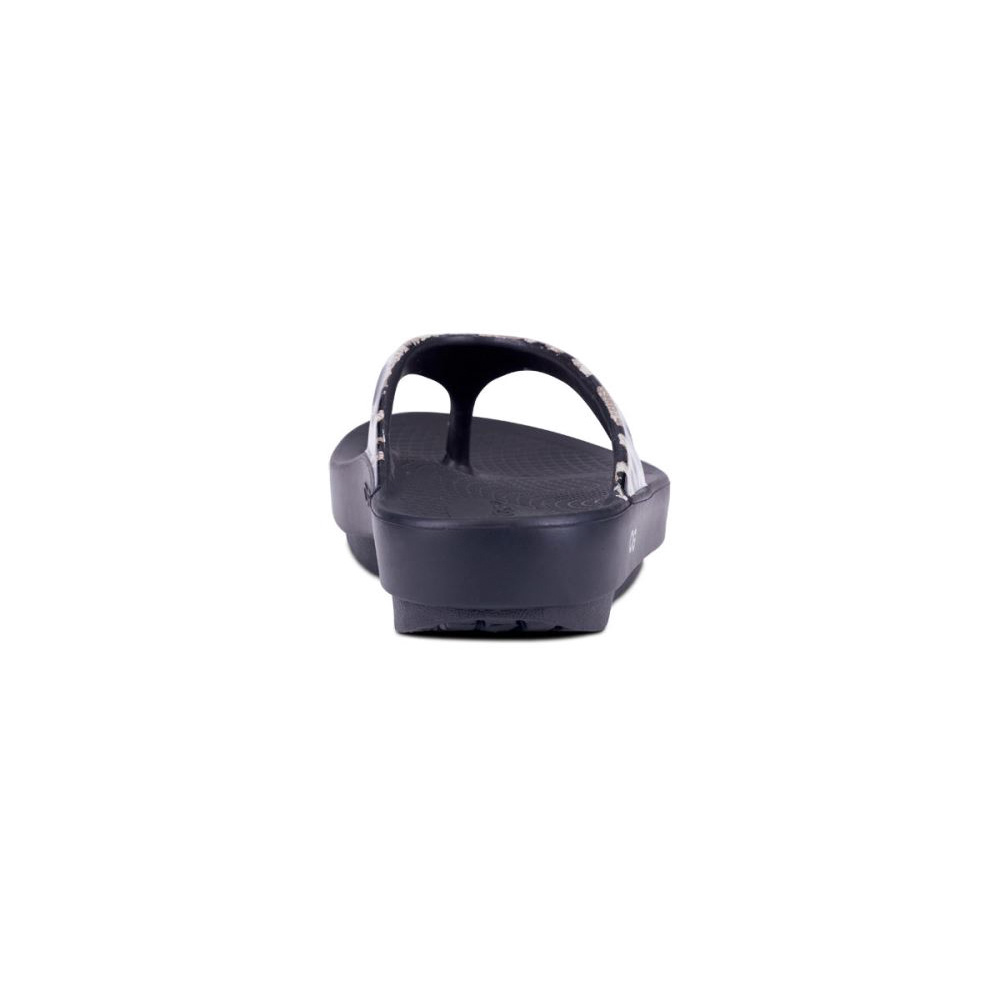 OOFOS Women's OOlala Limited Sandal - Cheetah