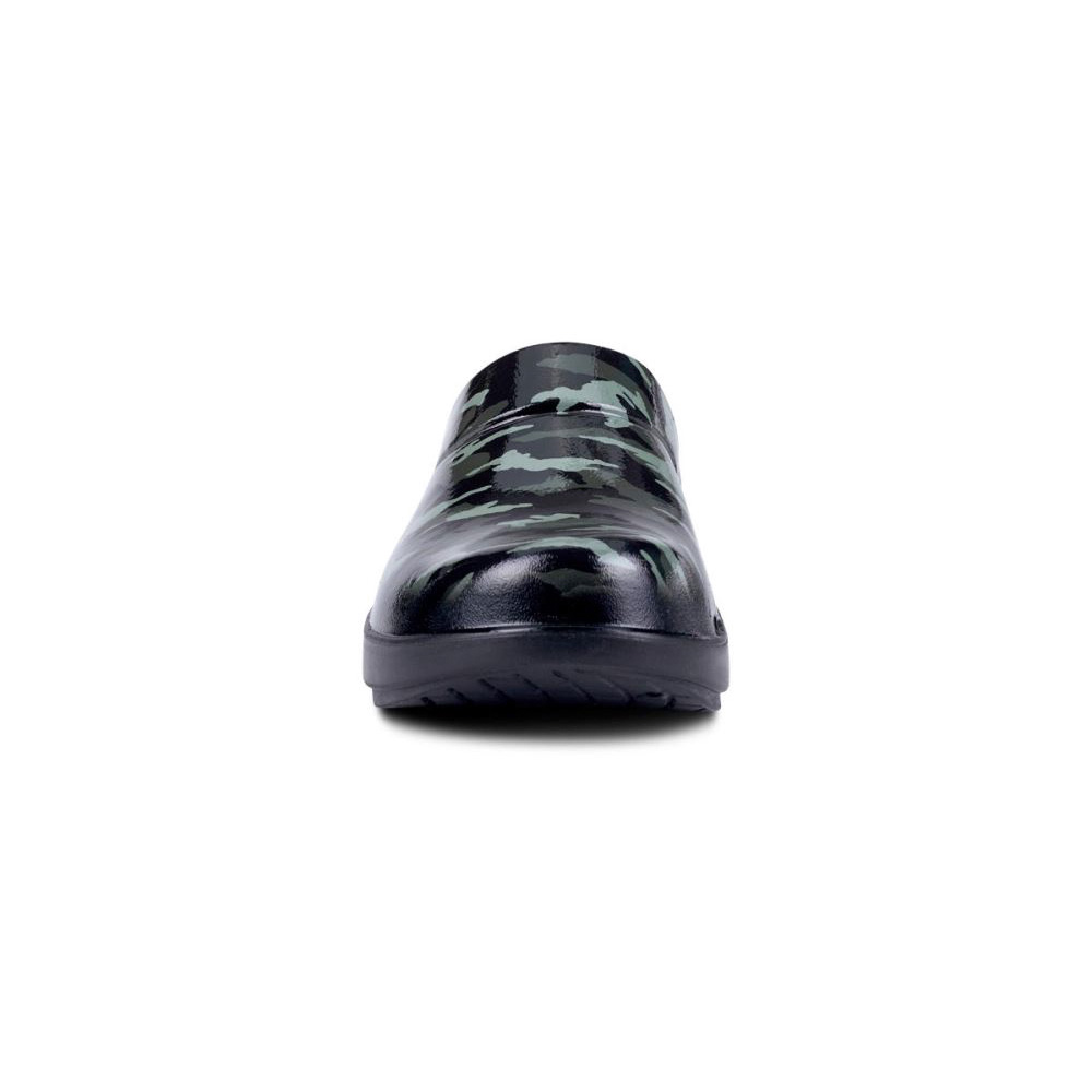 OOFOS Women's OOcloog Limited Edition Clog - Green Camo