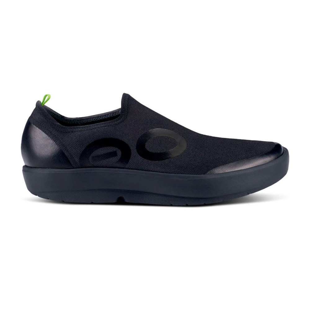 OOFOS Men's OOmg eeZee Low Shoe - Black