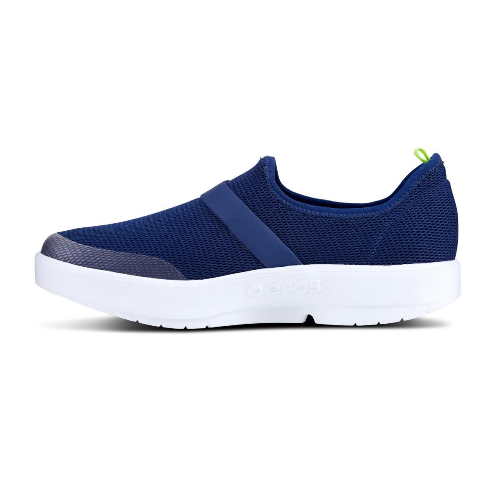 OOFOS Women's OOmg Low Shoe - White Navy