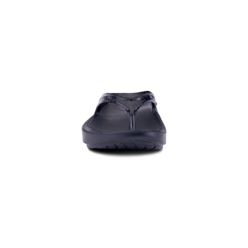 OOFOS Women's OOlala Limited Sandal - Black Gator