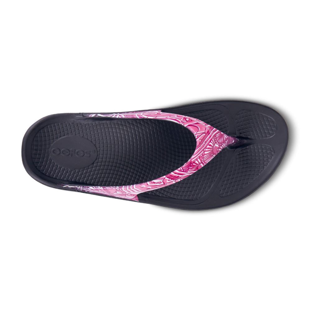 OOFOS Women's OOlala Limited Sandal - Pink Paisley
