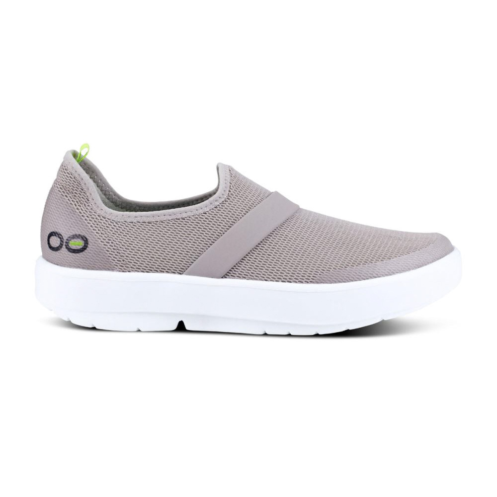 OOFOS Women's OOmg Low Shoe - White Gray