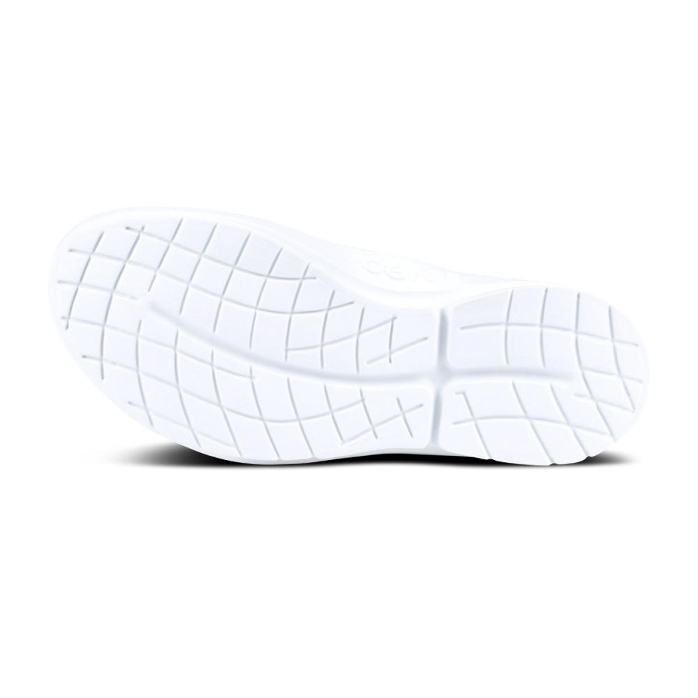 OOFOS Women's OOmg Low Shoe - White Gray